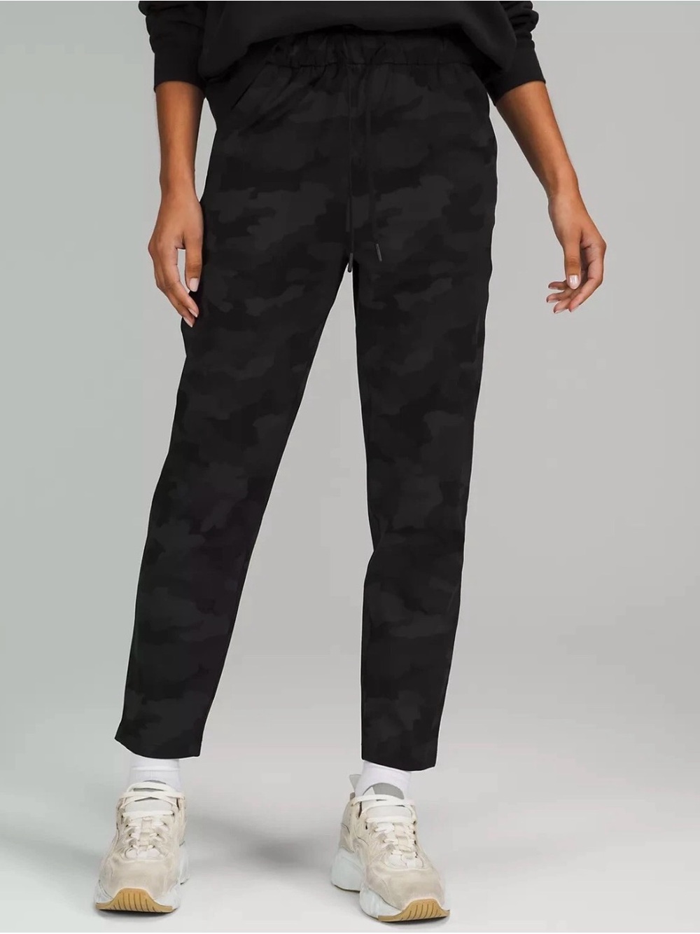 Lululemon Camo Keep Moving Pant 7/8 High-Rise Incognito Camo Multi Grey
